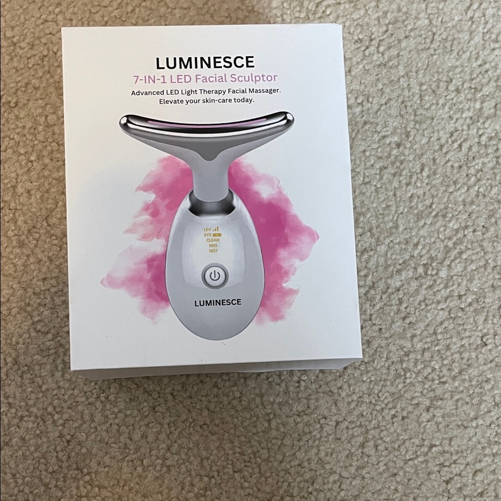 Silver LED Facial Sculptor